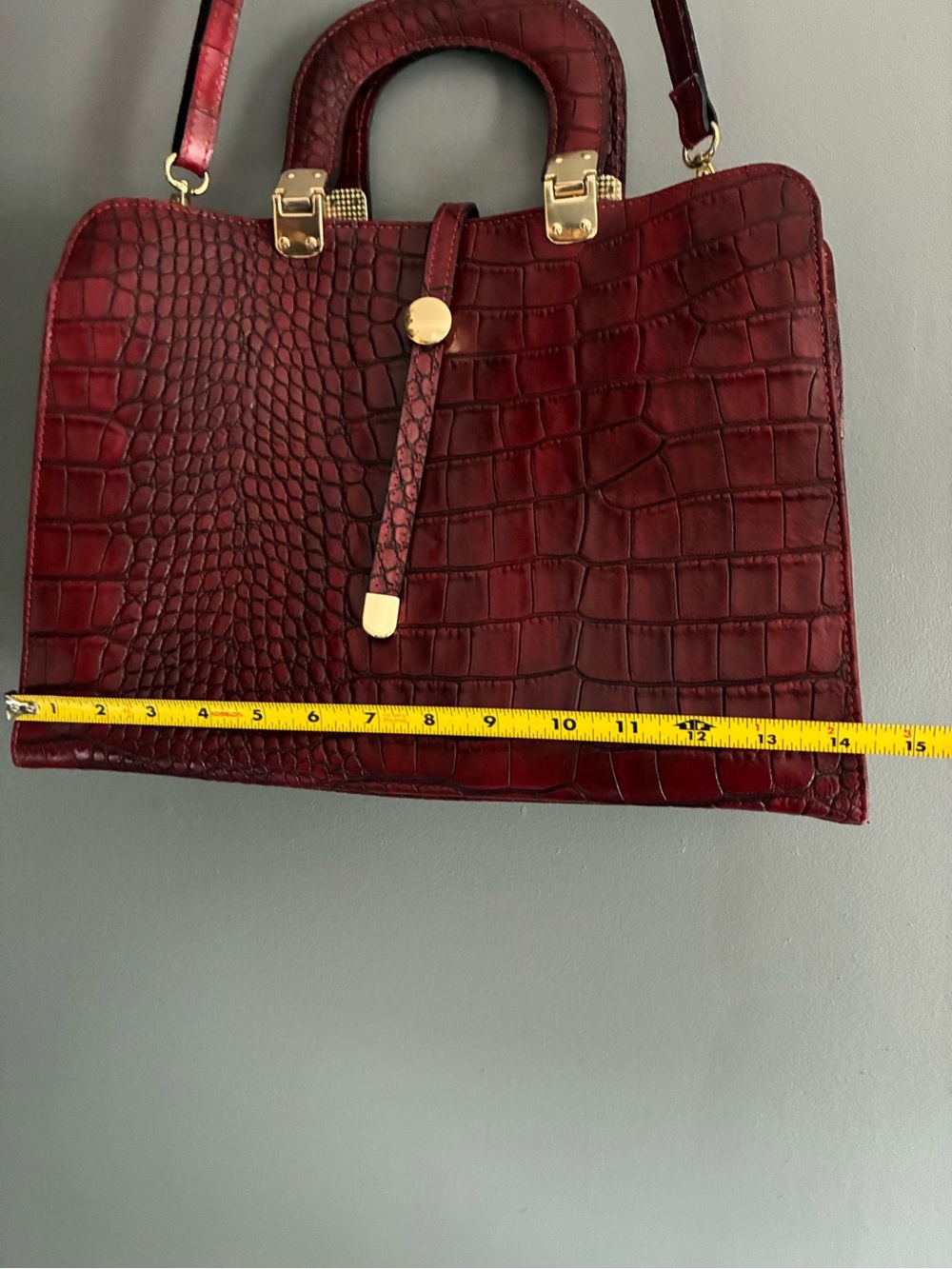 Italian Genuine Leather Classic Croc-Embossed Structured Satchel - Picture 4 of 8